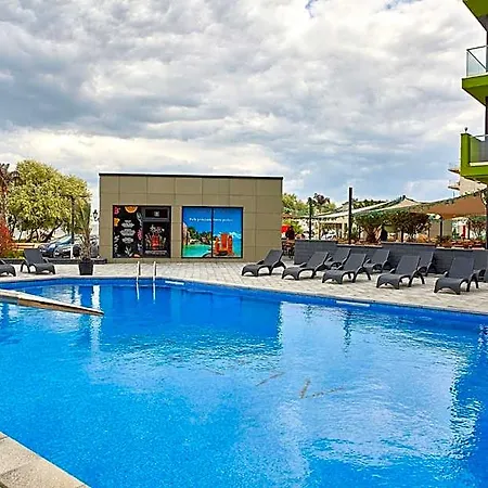Indigo Alezzi Pool & Hotel Constanţa